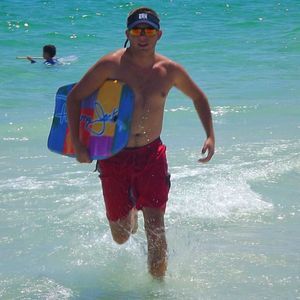 Meet your Posher, Ethan